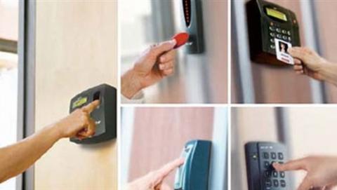 شركة كورية تصّدر نظام الدخول والخروج بـ«بصمة الإصبع» إلى الإمارات شركة كورية تصّدر نظام الدخول والخروج بـ«بصمة الإصبع» إلى الإمارات