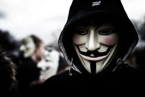 هاكرز Anonymous تهدد إسرائيل بـ "محرقة إلكترونية" (فيديو) هاكرز Anonymous تهدد إسرائيل بـ "محرقة إلكترونية" (فيديو)