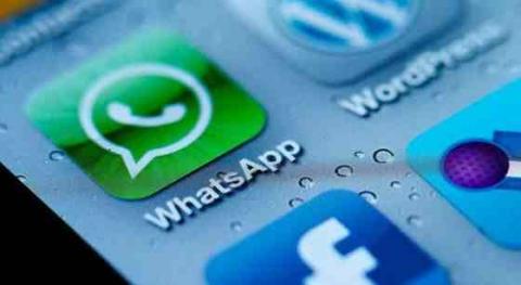 واتساب يتخطى حاجز المليار تنزيل على أندرويد واتساب يتخطى حاجز المليار تنزيل على أندرويد