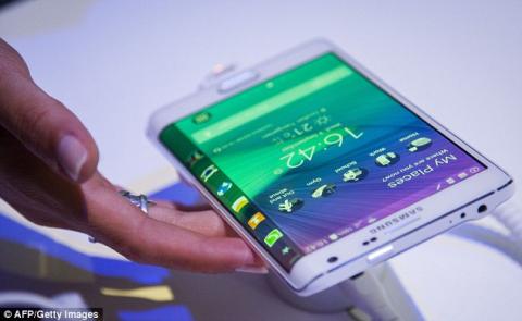 Samsung ... تؤكد طرح علاج لثغرة SwiftKey في هواتفها خلال أيام Samsung ... تؤكد طرح علاج لثغرة SwiftKey في هواتفها خلال أيام