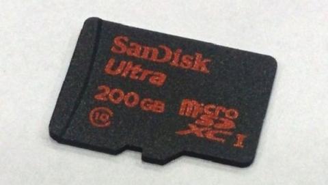 Sandisk تعلن عن وسائط تخزين تشتغل بتقنية الاتصال اللاسلكي موجهة للاجهزة الذكية Sandisk تعلن عن وسائط تخزين تشتغل بتقنية الاتصال اللاسلكي موجهة للاجهزة الذكية